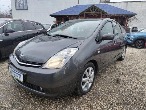 Toyota Prius 1.5 HSD IPA Navi 2006 (Automata) 1...