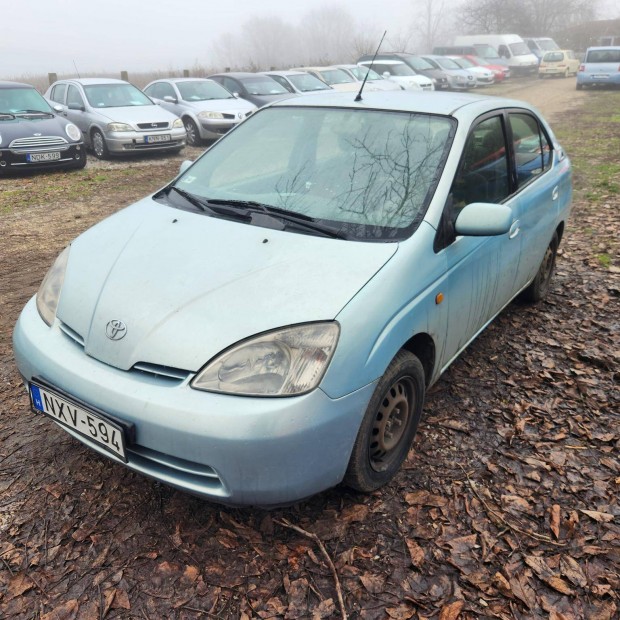 Toyota Prius 1.5 HSD (Automata)