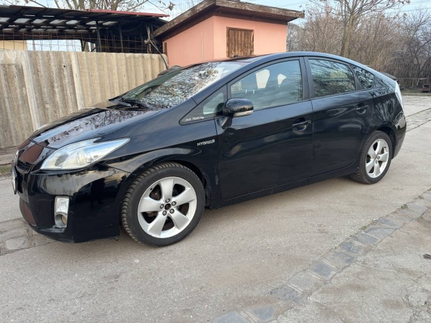 Toyota Prius 1.8HSD Hybrid