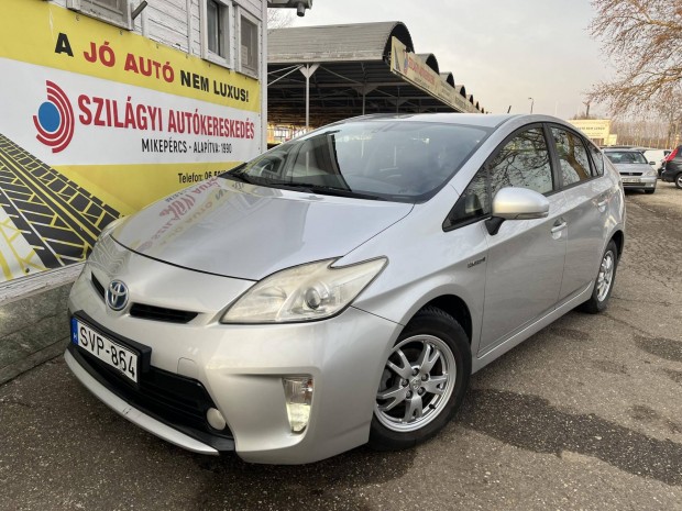 Toyota Prius 1.8 HSD Executive Leather (Automat...