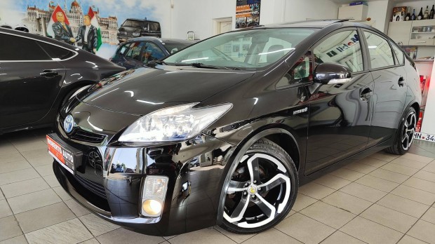 Toyota Prius 1.8 HSD Premium (Automata) 2 v Fr...