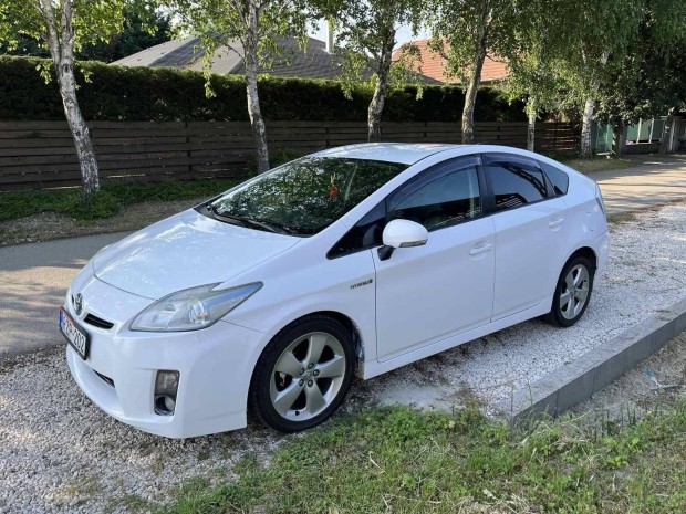 Toyota Prius 1.8 HSD Premium (Automata) Autbes...