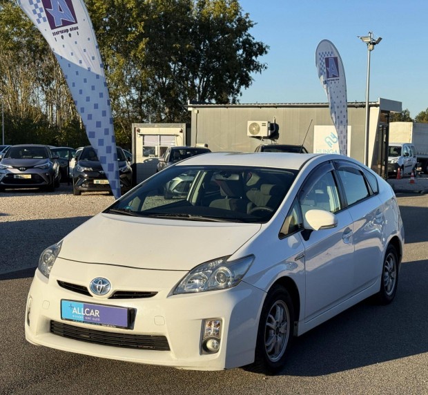 Toyota Prius 1.8 HSD Sol (Automata)