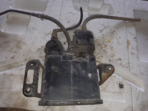 Toyota Prius Akt�vsz�n Sz�r�