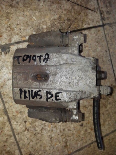 Toyota Prius Bal Els� F�knyereg