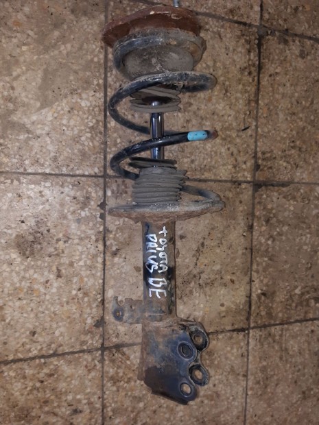 Toyota Prius Bal Els� Leng�scsillap�t� + Rug�