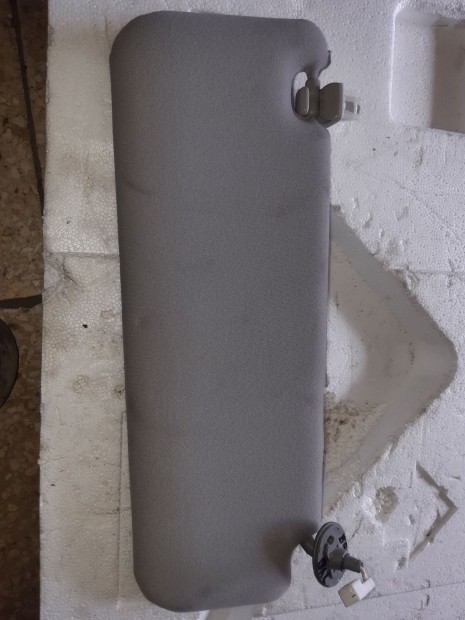 Toyota Prius Bal Napellenz�