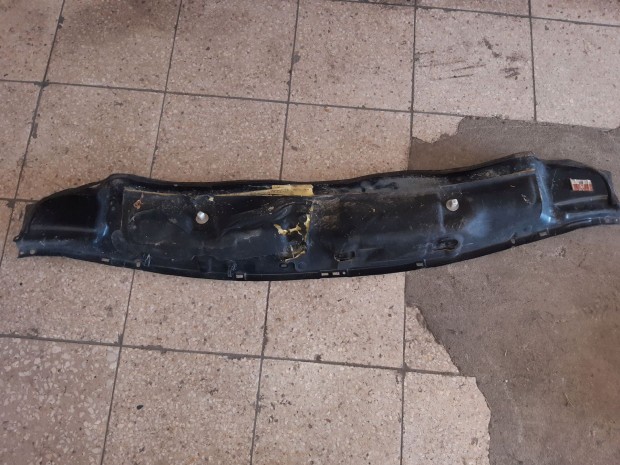 Toyota Prius Lev�lr�cs Alatti Takar� Burkolat