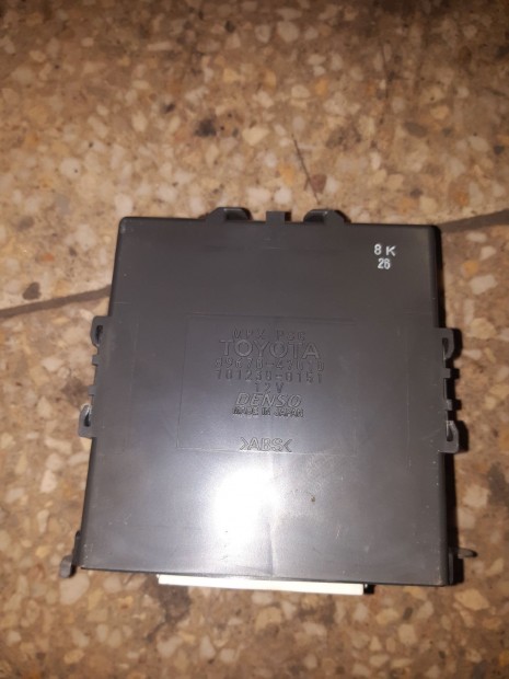 Toyota Prius Motorvez�rl� / ECU