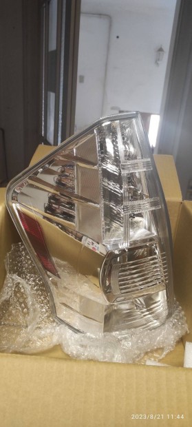 Toyota Prius Plus h�ts�l�mpa bal 2012-2014