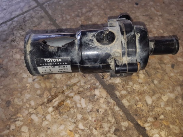 Toyota Prius V�zpumpa