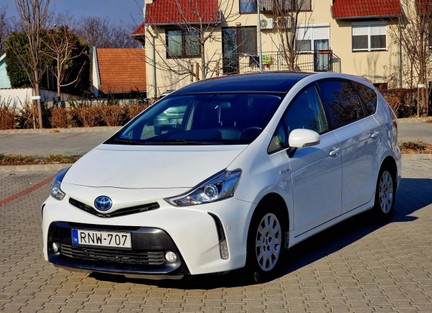 Toyota Prius+ 1.8 HSD Premium e-CVT Panorámatet...
