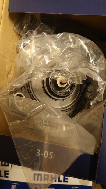 Toyota Prius, Lexus 1.8 vizpumpa