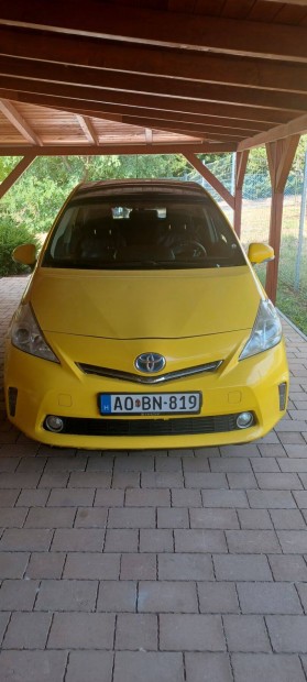 Toyota Prius + Hibrid 1,8cc