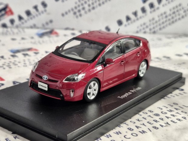 Toyota Prius - piros -  Toyota - 1:43