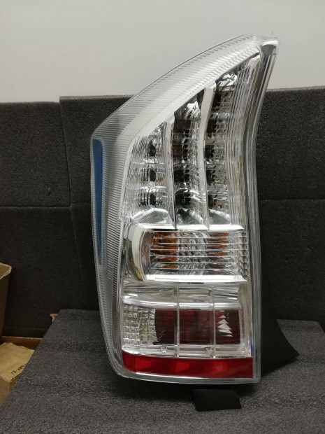 Toyota Prius htslmpa bal 2009 -> 2011 (f/f) kpl Ledes