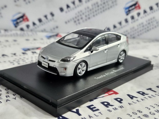 Toyota Prius tetablakos - ezst -  Toyota - 1:43