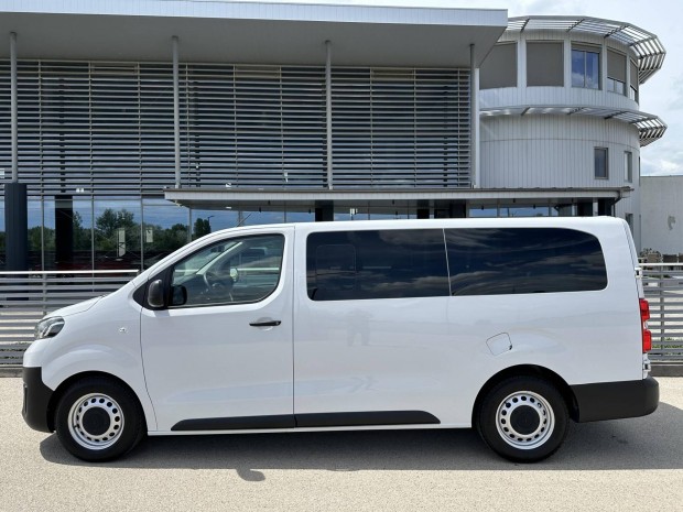 Toyota Proace 1.5 D Combi Professional L2H1 9 S...