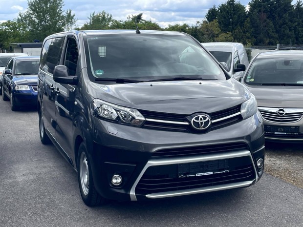 Toyota Proace 1.6 D-4D Combi Active L1H1 360-os...