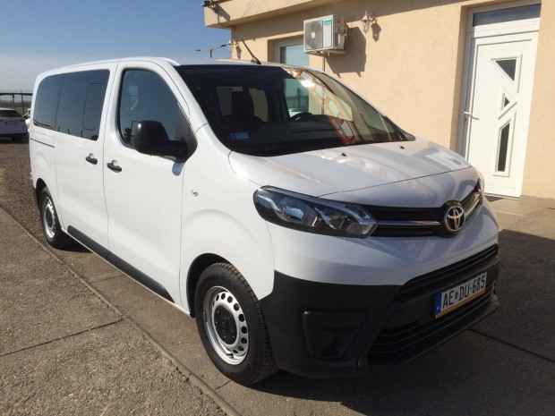 Toyota Proace 2.0 D-4D Combi Professional L1H1...
