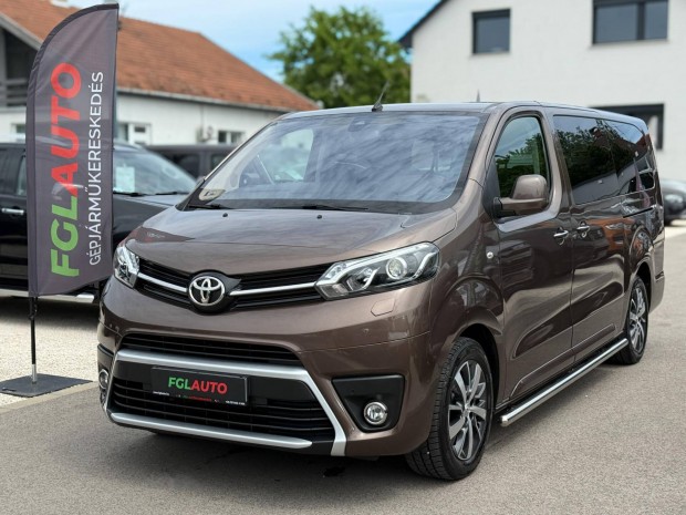 Toyota Proace 2.0 D-4D Family Comfort Webasto L...