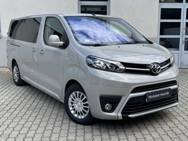 Toyota Proace 2.0 D-4D Shuttle Comfort L2H1 Mo....