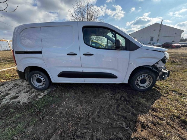 Toyota Proace City 1.5 D Active L1H1 1 Magyar F...