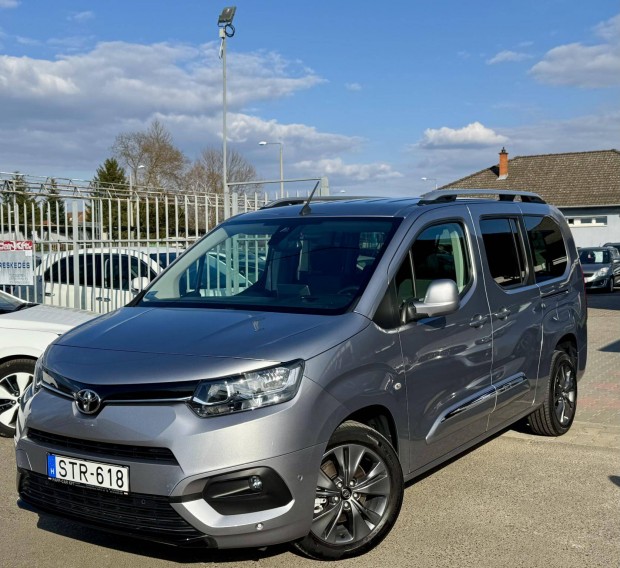 Toyota Proace City Verso 1.2T Family Plus L2H1...