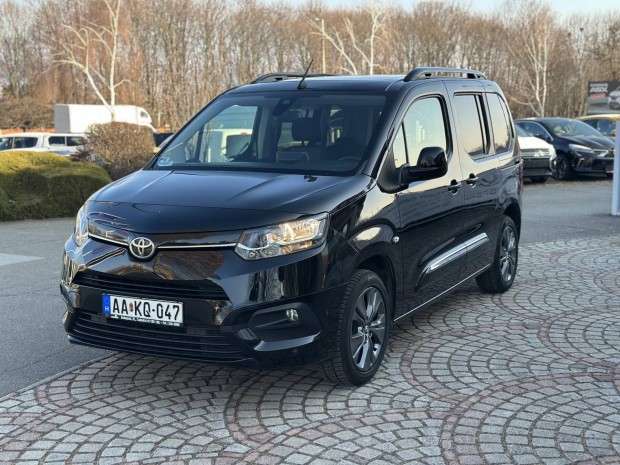 Toyota Proace City Verso 1.2T Shuttle L2H1 veg...