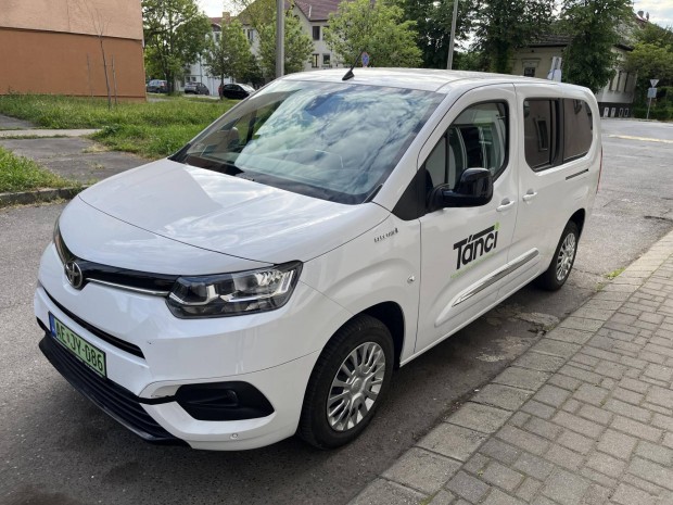 Toyota Proace City Verso EV Business L2H1 (Auto...