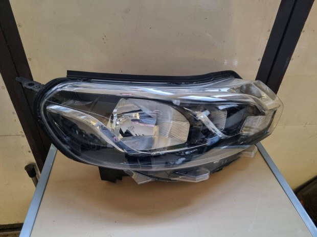 Toyota Proace Jobb első fényszóró 9808581180
