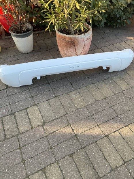 Toyota Proace hátsó lökhárító fehér színben (2017-22)