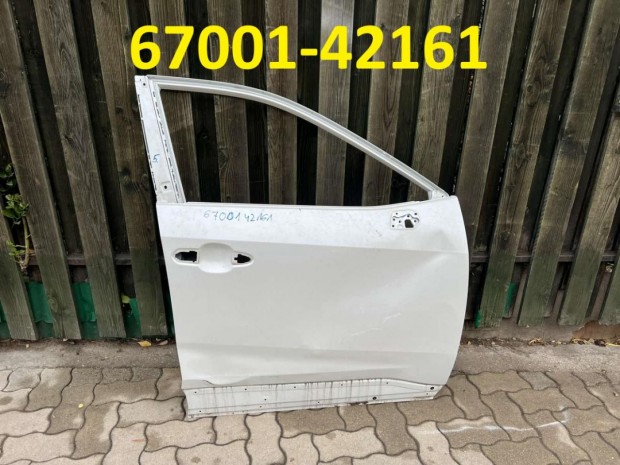 Toyota RAV4 jobb els� ajt� 2021-2023  6700142161 elad�