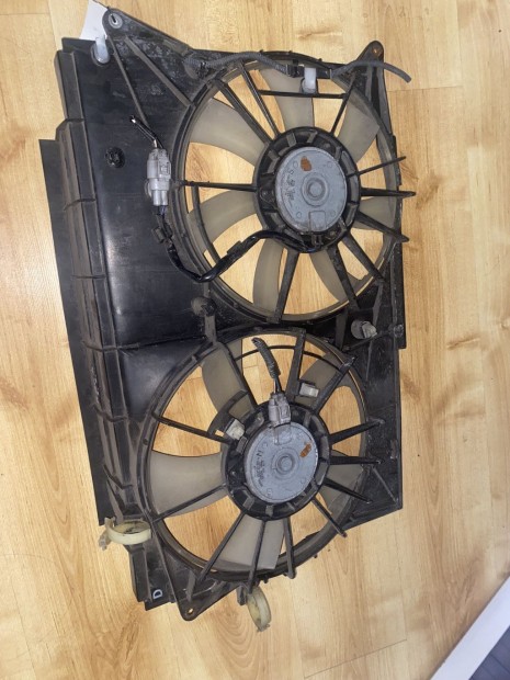 Toyota RAV 4 hűtőventilátor 1680009170