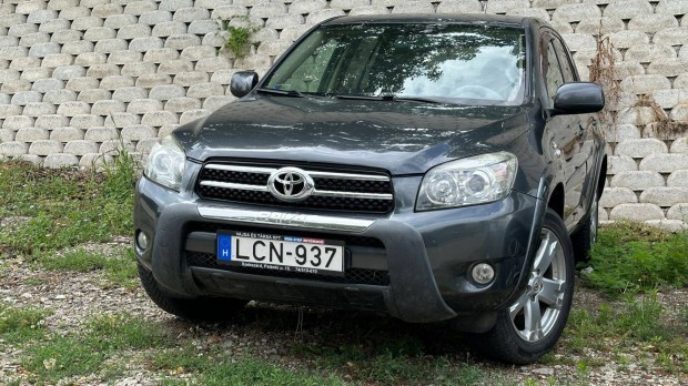 Toyota Rav4 2.2 D4-D