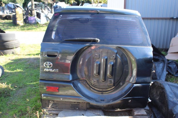 Toyota Rav4 2 csomagtérajtó radaros (385)