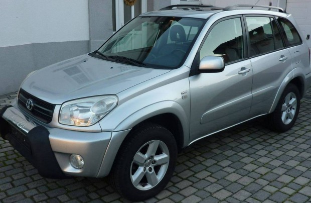 Toyota Rav4 ALU Felni Gumival 235/60 R16