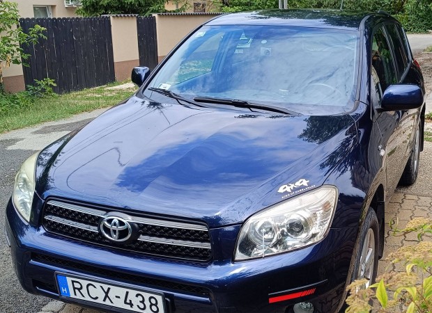 Toyota Rav4 D 2.2