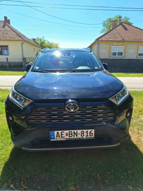 Toyota Rav4 Elad
