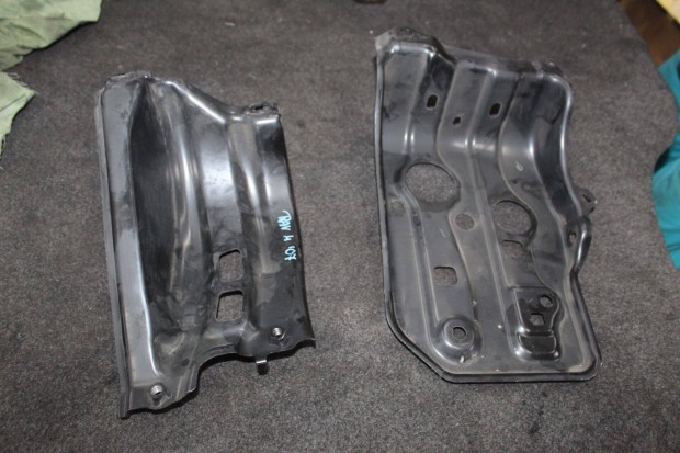 Toyota Rav4 III 2006-2013 akkumlátor tartó tálca