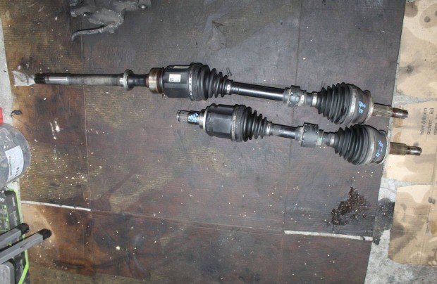 Toyota Rav4 III 2006-2013 féltengely bal da51l