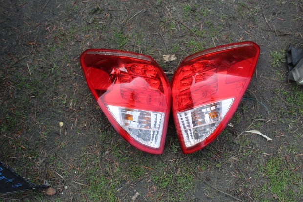 Toyota Rav4 III 2006-2013 hátsó lámpák