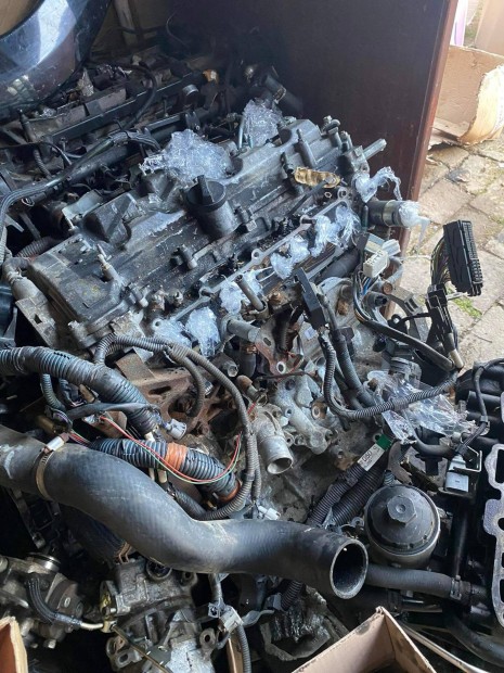 Toyota Rav4 III 2.2 D 2006-2013 motor