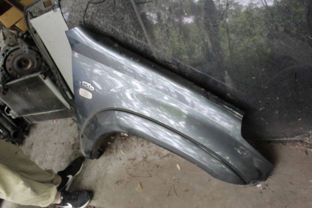 Toyota Rav4 II jobb első sárvédő
