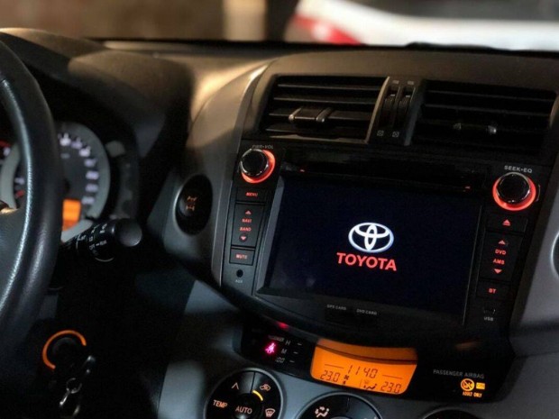 Toyota Rav4 Multimédia Android GPS Carplay Rádió Tolatókamerával