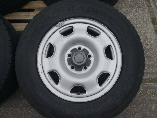 Toyota Rav4 Suzuki Sx4 16-os acélfelnik 5x114,3-as