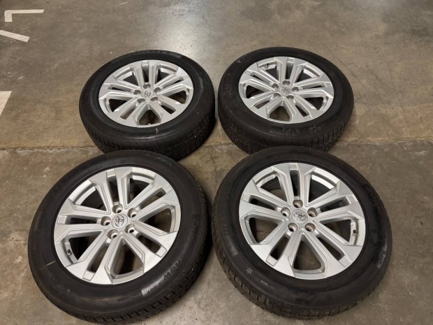 Toyota Rav4 alufelni, tli gumi, 225/60 R18, Tpms, gyri Toyota felni