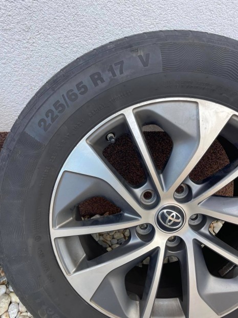 Toyota Rav4 gyri alufelni