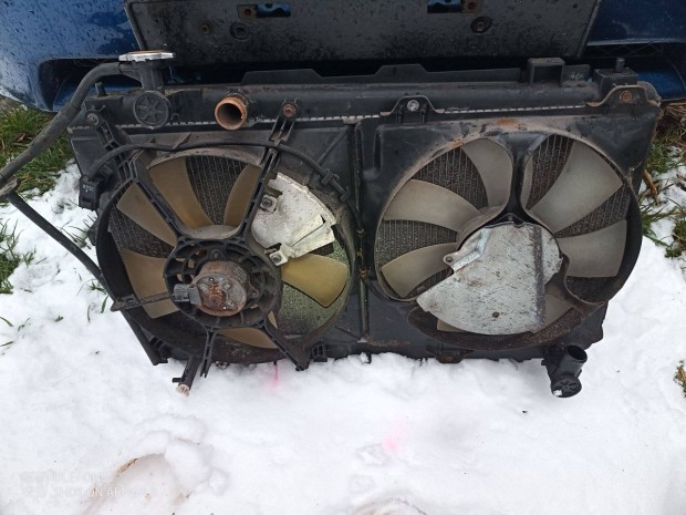 Toyota Rav4 h�t�