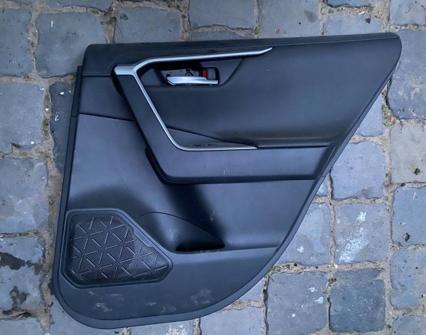 Toyota Rav4 jobb hátsó ajtókárpit